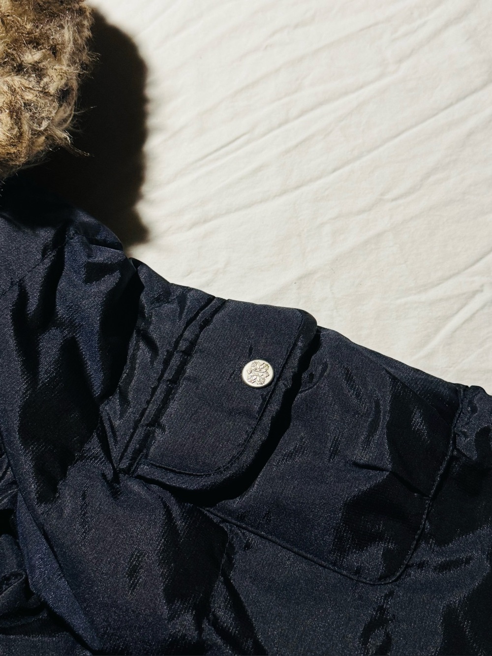 Eddie Bauer Long Navy Puffer Coat with Faux Fur Trim Hood Size Small - Picture 7 of 8